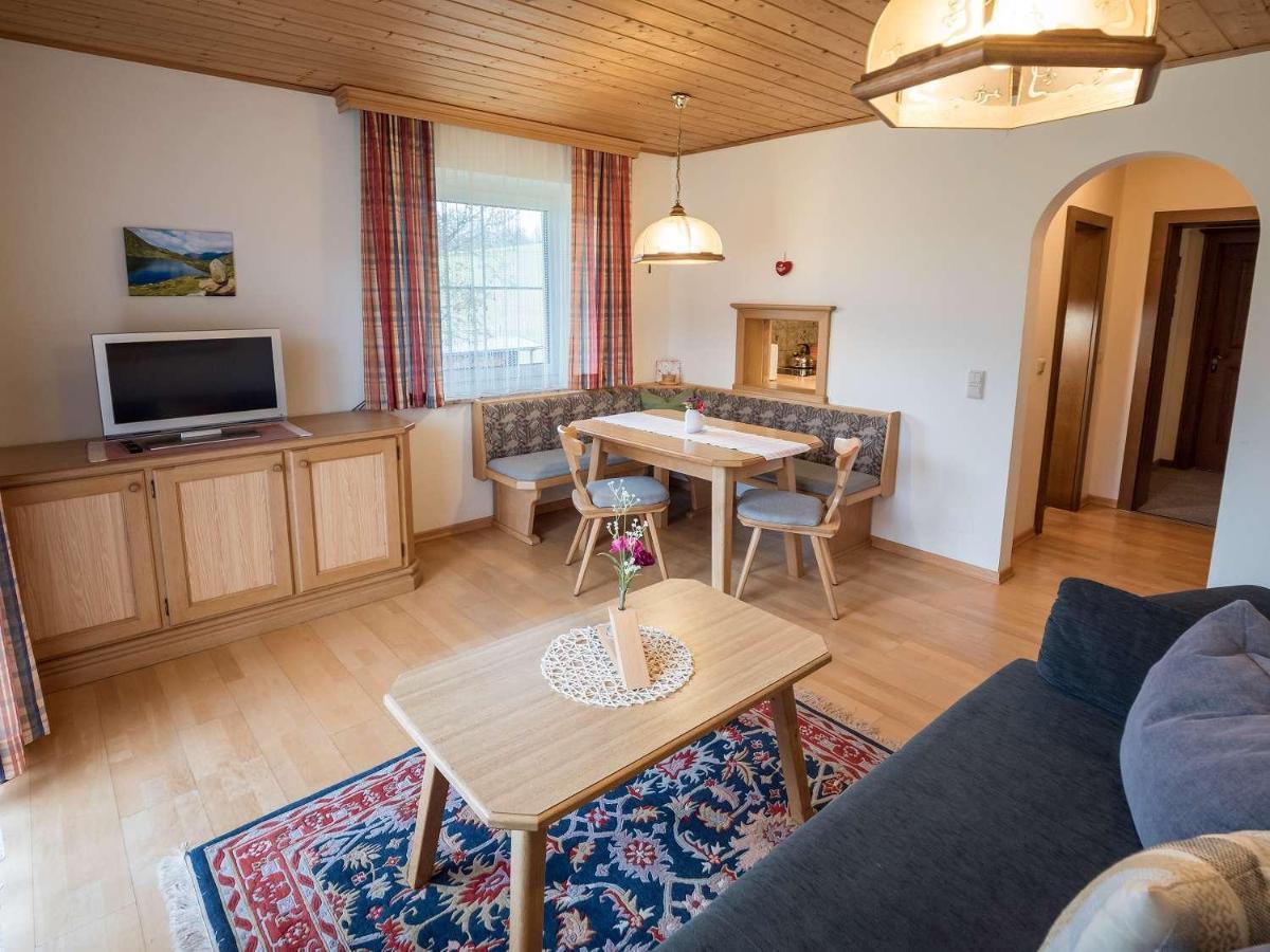 Appartement Haus Ferienglueck à Ramsau am Dachstein Extérieur photo