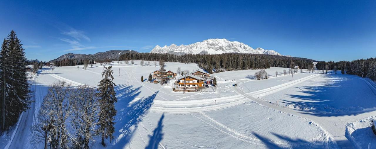 Appartement Haus Ferienglueck à Ramsau am Dachstein Extérieur photo
