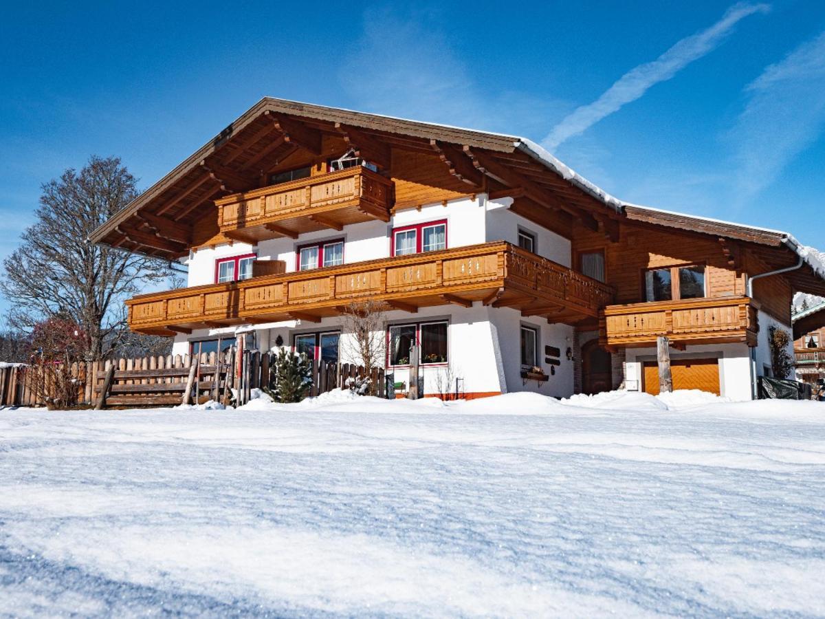 Appartement Haus Ferienglueck à Ramsau am Dachstein Extérieur photo