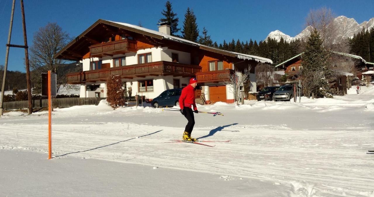 Appartement Haus Ferienglueck à Ramsau am Dachstein Extérieur photo